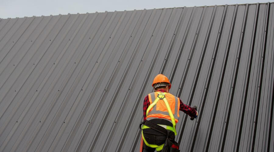 Professional gutter cleaning in South Dartmouth, MA
